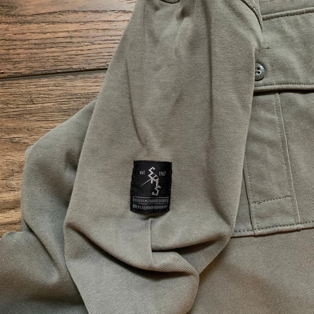Eastern Mountain Sports Men’s XL Button Down Long Sleeve Work Chore Shirt EUC - Picture 5 of 6